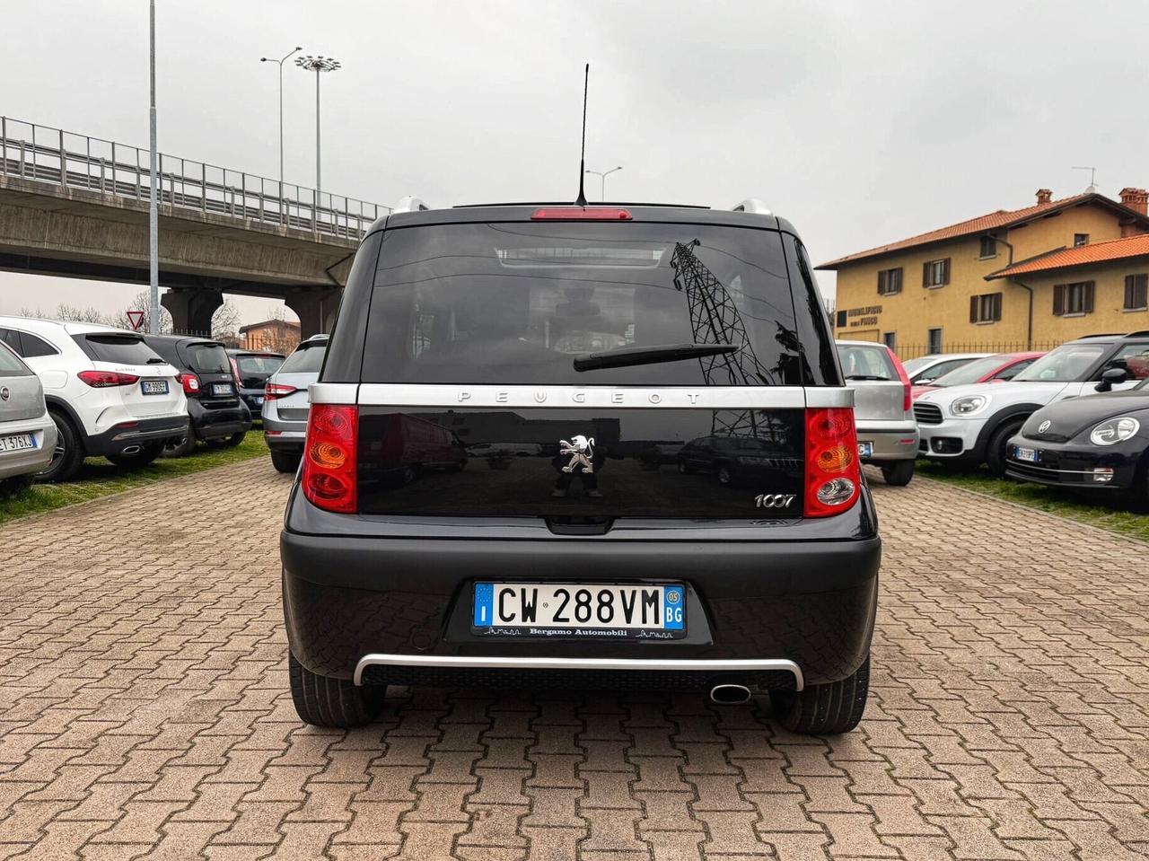 Peugeot 1007 1.6 Sporty AUTOMATICA PORTE SCORREVOLI TETTO PANORAMICO NAVIGA