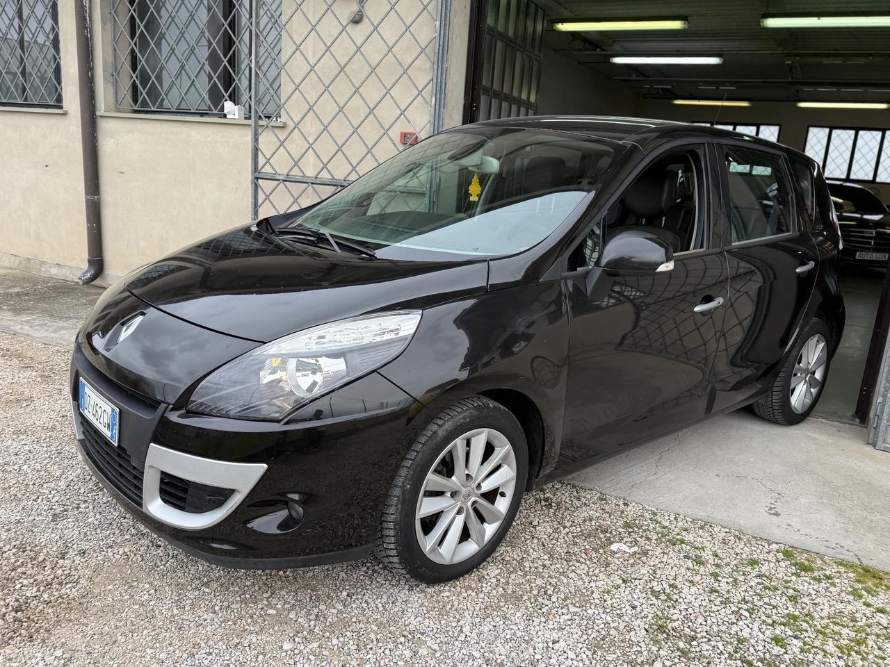 Renault Scenic Scénic X-Mod 1.5 dCi 110CV Luxe