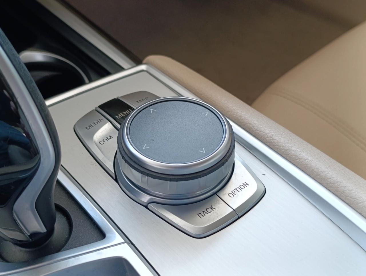 BMW 730 d mhev 48V auto