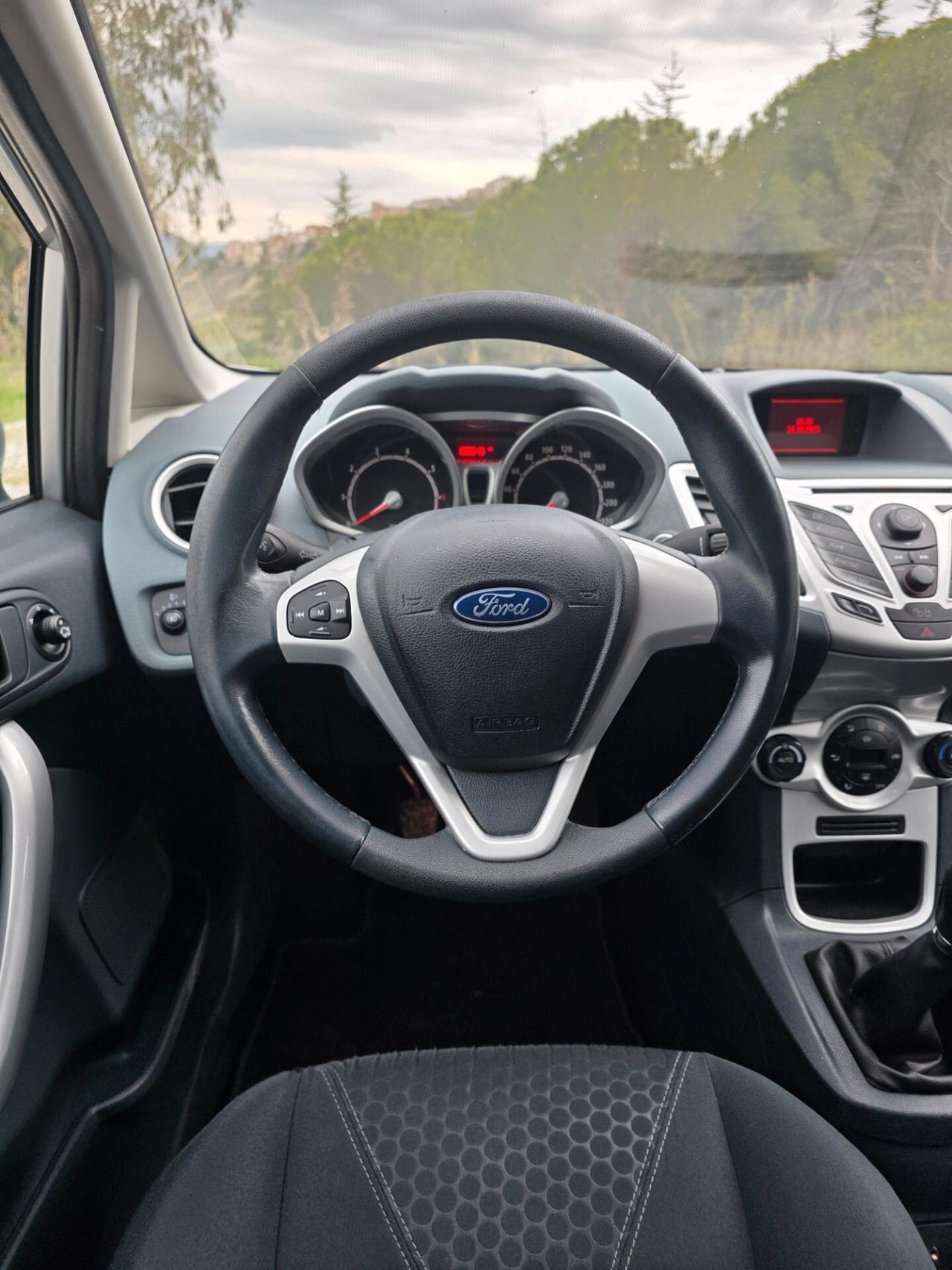 Ford Fiesta 1.2 82 CV 5 porte Titanium