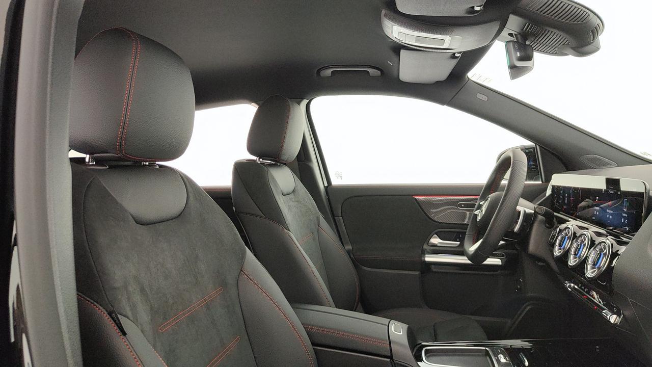 Mercedes-Benz GLA 200 d Automatic 4MATIC