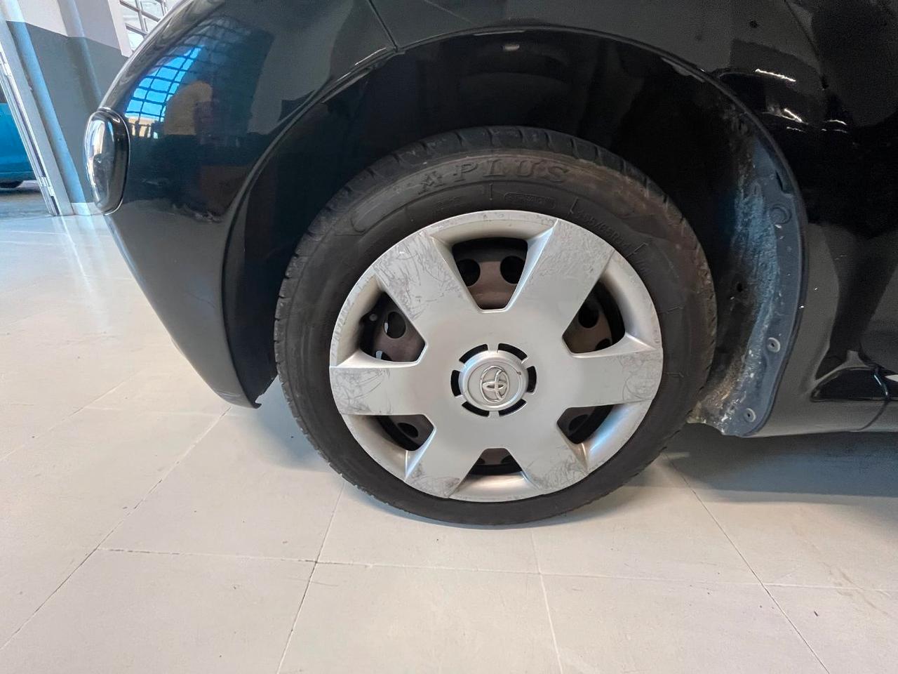 Toyota Aygo 5 Porte Aygo 5p 1.0 Now