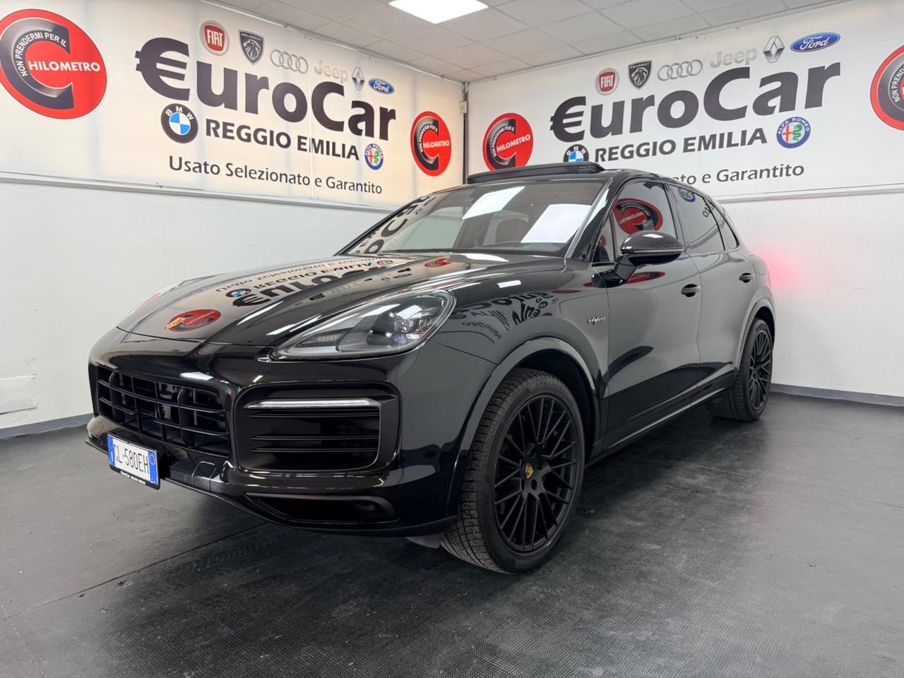 Porsche Cayenne 3.0 V6 462CV TOT E-Hybrid Platinum Edition 12/2022 UFFICIALE