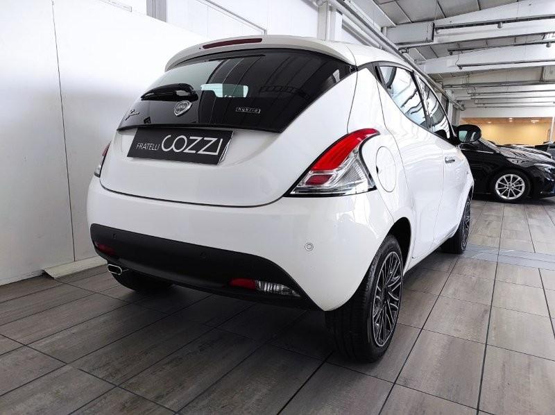 LANCIA Ypsilon 3ª serie - Ypsilon 1.0 FireFly 5 porte S&S Hybrid Gold