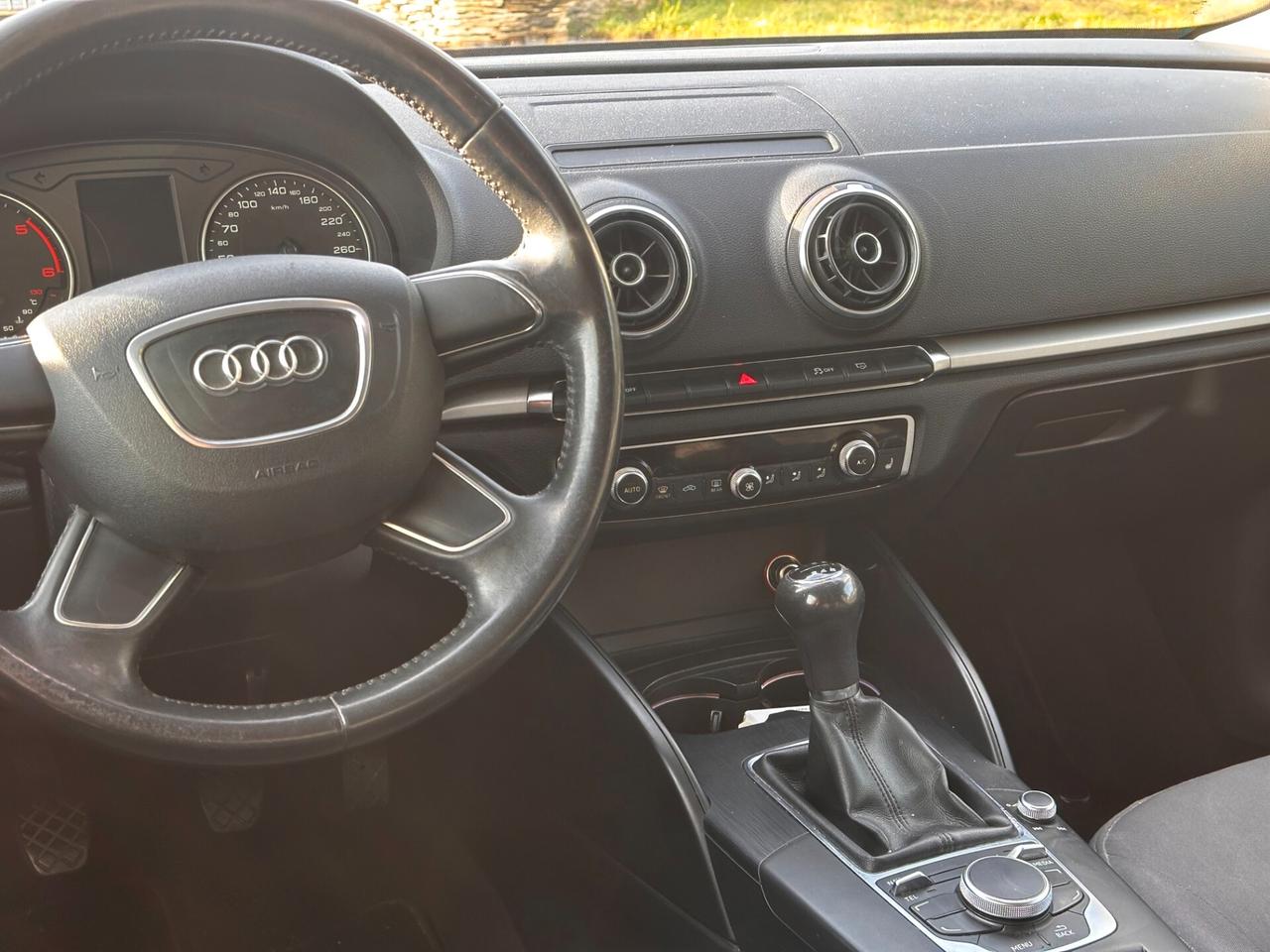Audi A3 SPB 30 TDI Business Advanced