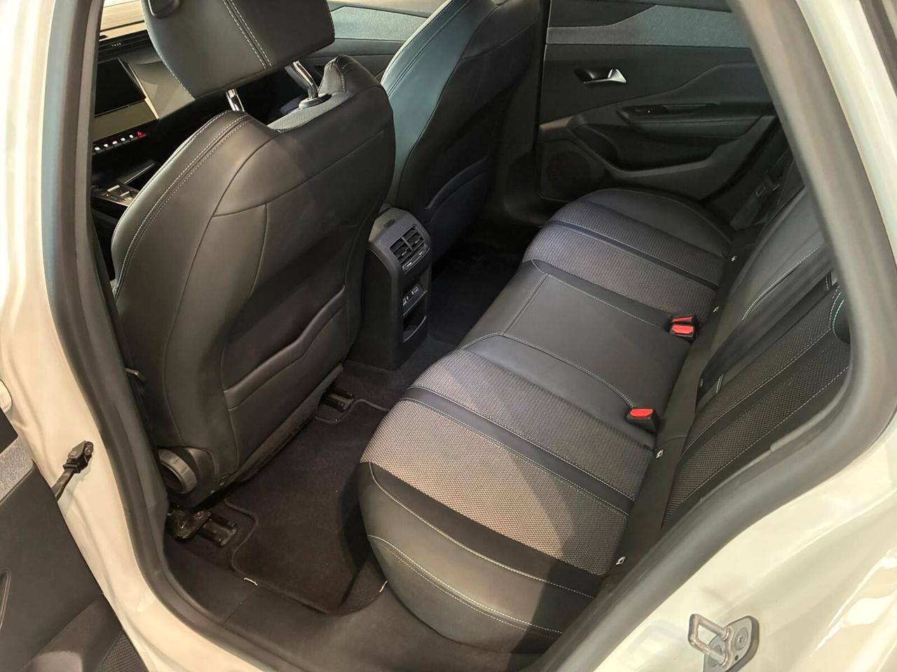 Peugeot 308 BlueHDi 130 S&S EAT8 SW Allure Pack