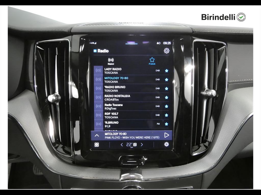 VOLVO XC60 (2017-->) - XC60 B4 (d) AWD automatico Ultimate Dark