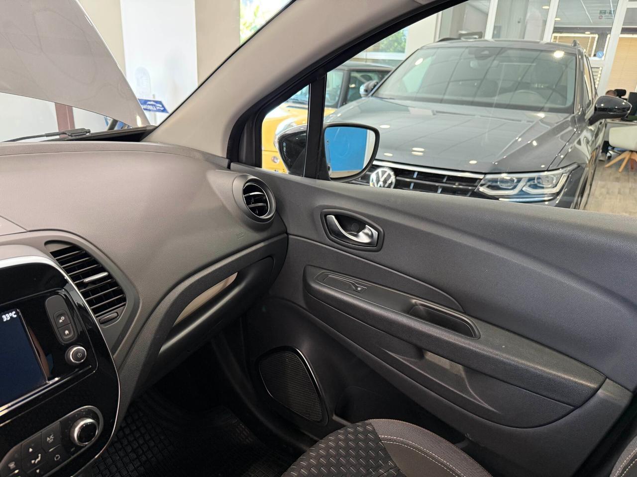 Renault Captur dCi 8V 110 CV Start&Stop Energy Initiale Paris