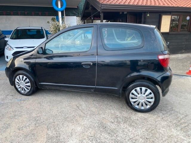 Toyota Yaris 1.0i 16V cat 3 porte