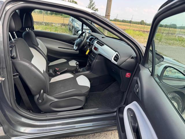 DS AUTOMOBILES DS 3 1.4 HDi 70 Just Black