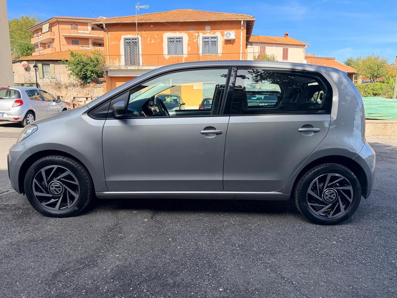 Volkswagen up! 1.0 5p Benzina - 61.000 km - Unico proprietario - IVA esposta