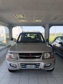 Mitsubishi Pajero 3.2 16V DI-D 3p. GLX