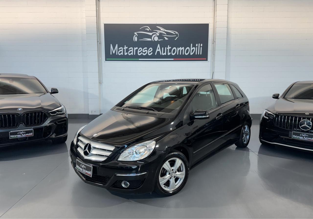 Mercedes-Benz B 180 CDI Sport 2.0cc 109cv AUTO Clima+Navi+SediliRiscaldati OK Neopatentati