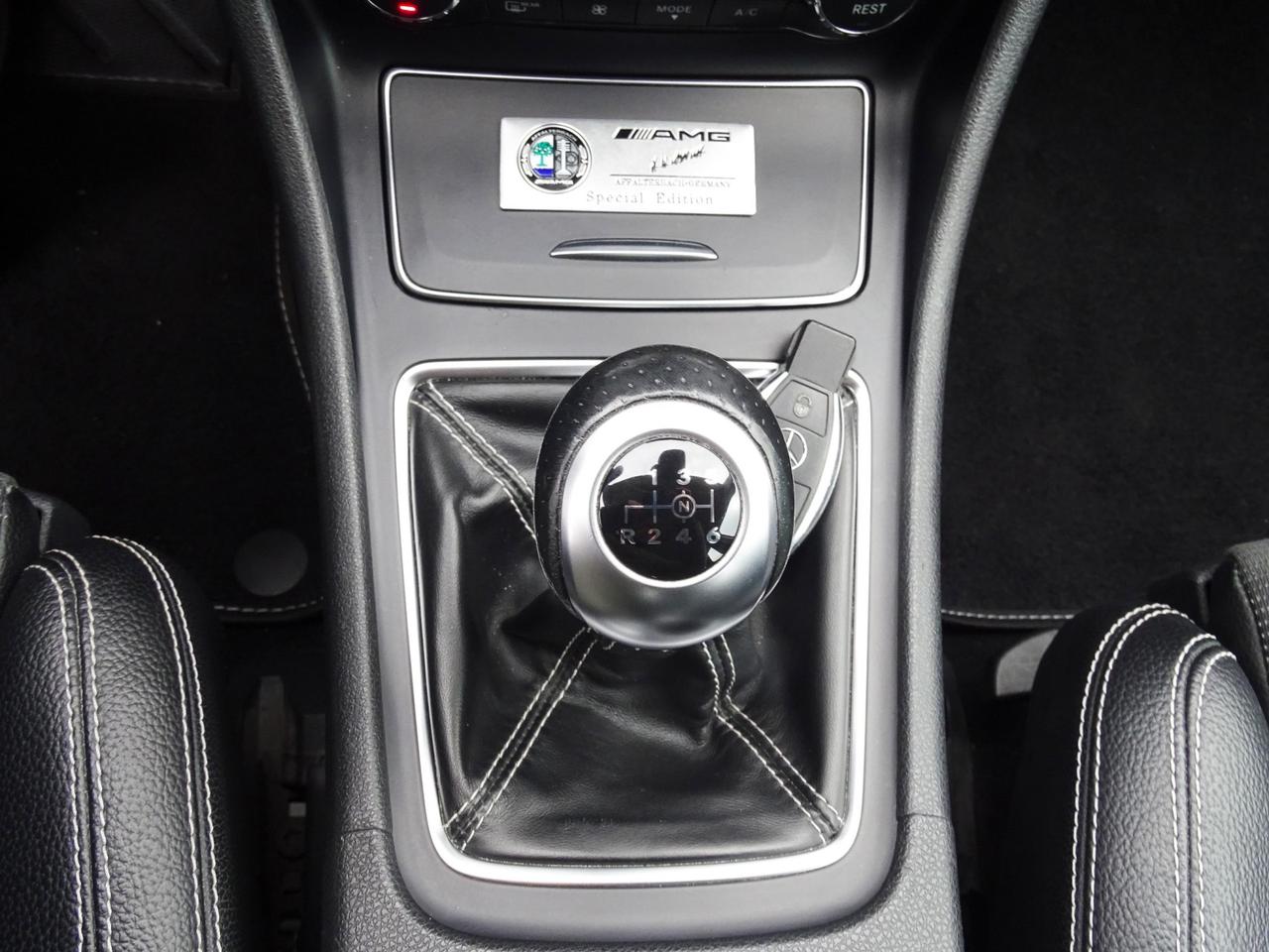 Mercedes-Benz GLA 180 Sport PACCHETTO AMG SPECIAL EDITION