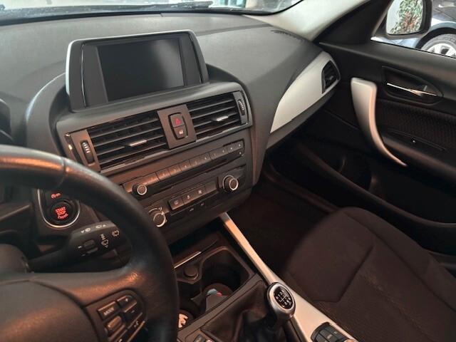 Bmw 114 114i 5p. Sport