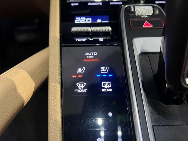 PORSCHE Cayenne Coupé 3.0 V6 E-Hybrid