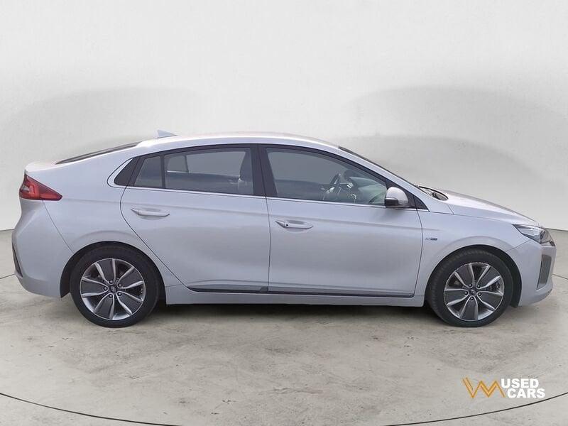 Hyundai Ioniq 1.6 Hybrid DCT Classic