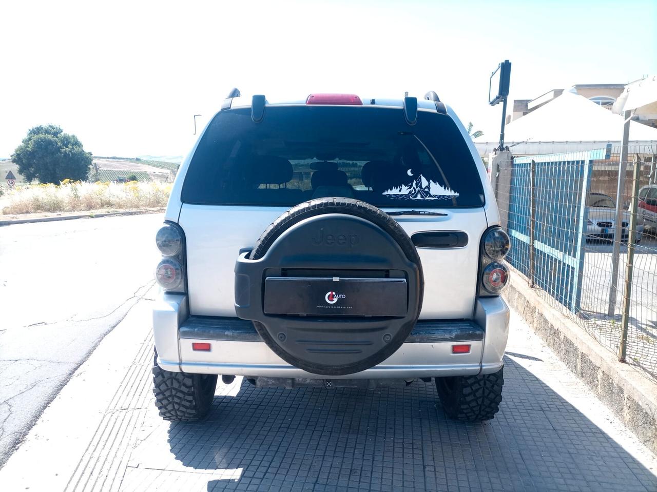 Jeep Cherokee 2.8 CRD