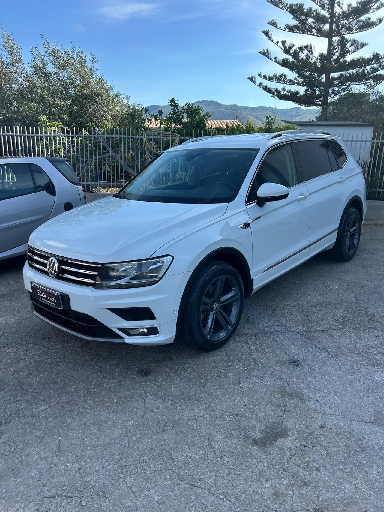 Volkswagen Tiguan Allspace Tiguan Allspace 2.0 BiTDI SCR DSG 4MOT. Advanced R-Line BMT