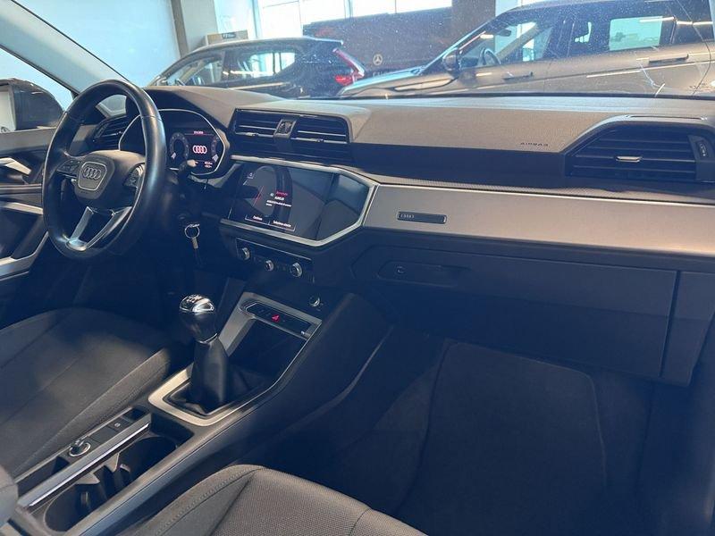 Audi Q3 35 TDI Business Plus