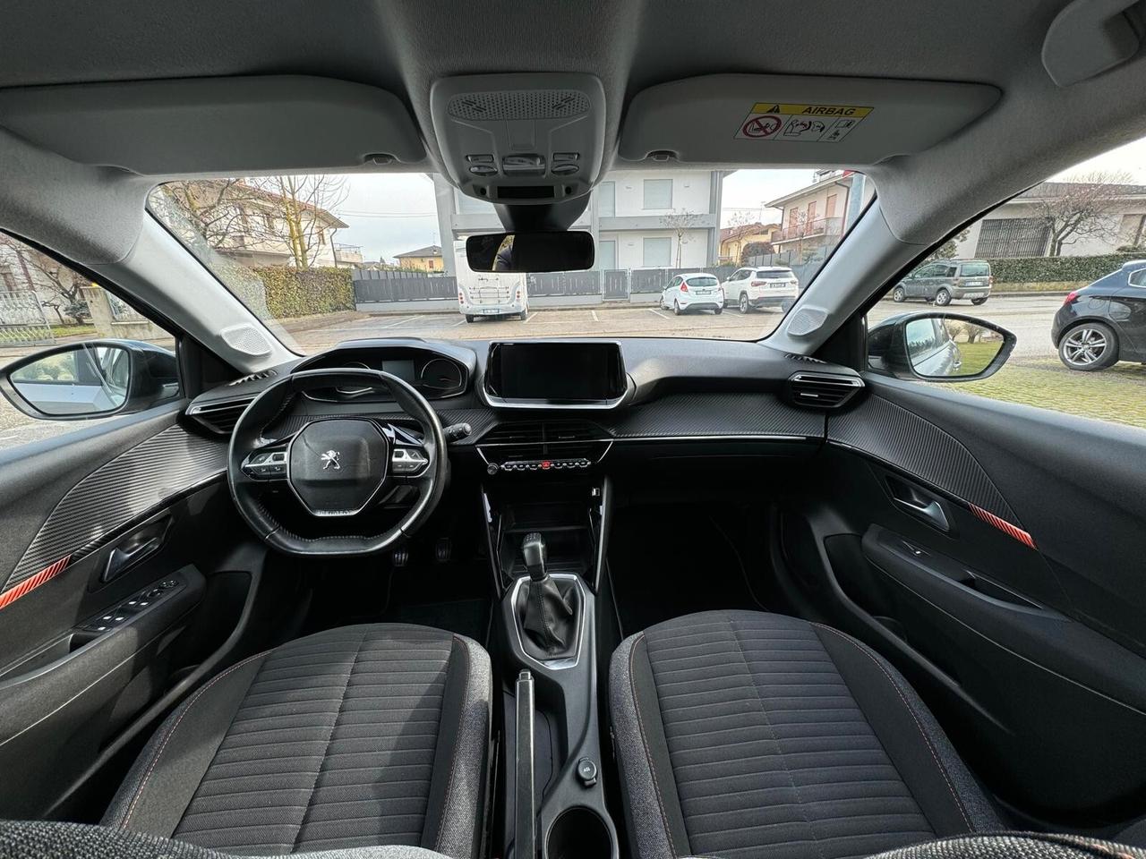 Peugeot 208 PureTech 75 Stop&Start 5 porte Allure Pack neopatentati