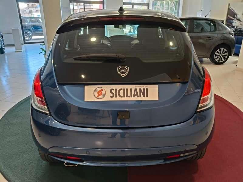 Lancia Ypsilon 1.0 70CV 5P Hybrid Platino