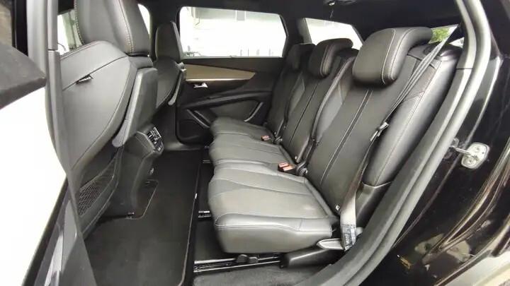 Peugeot 5008 BlueHDi 130 S&S EAT8 GT 7 POSTI