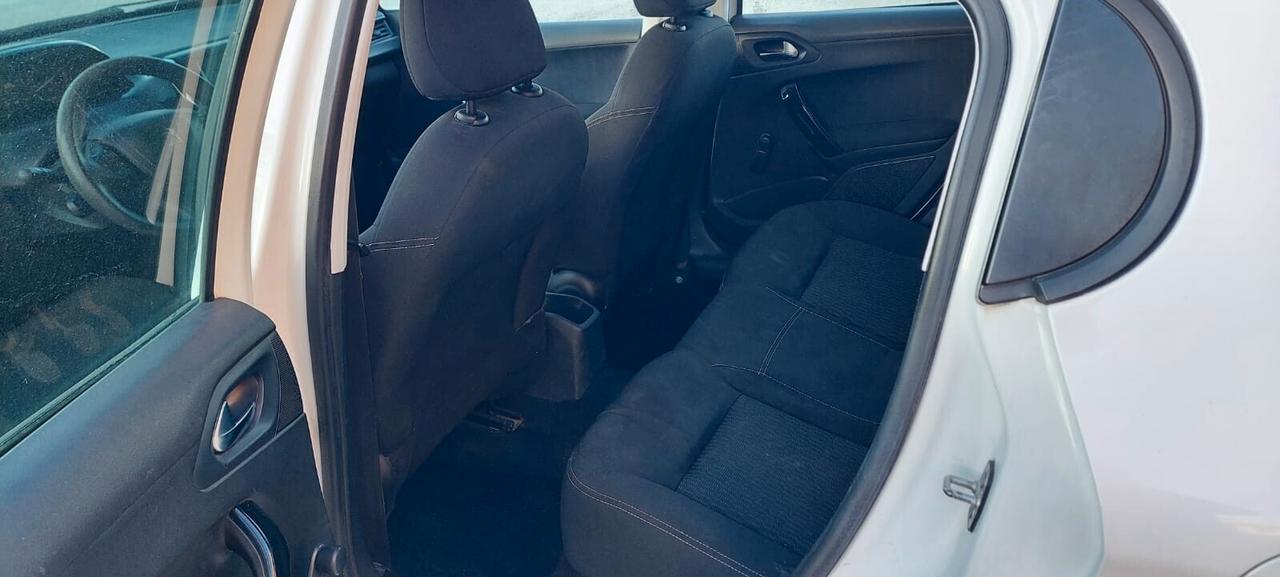 Peugeot 208 1.2 PureTech 82cv 5 porte