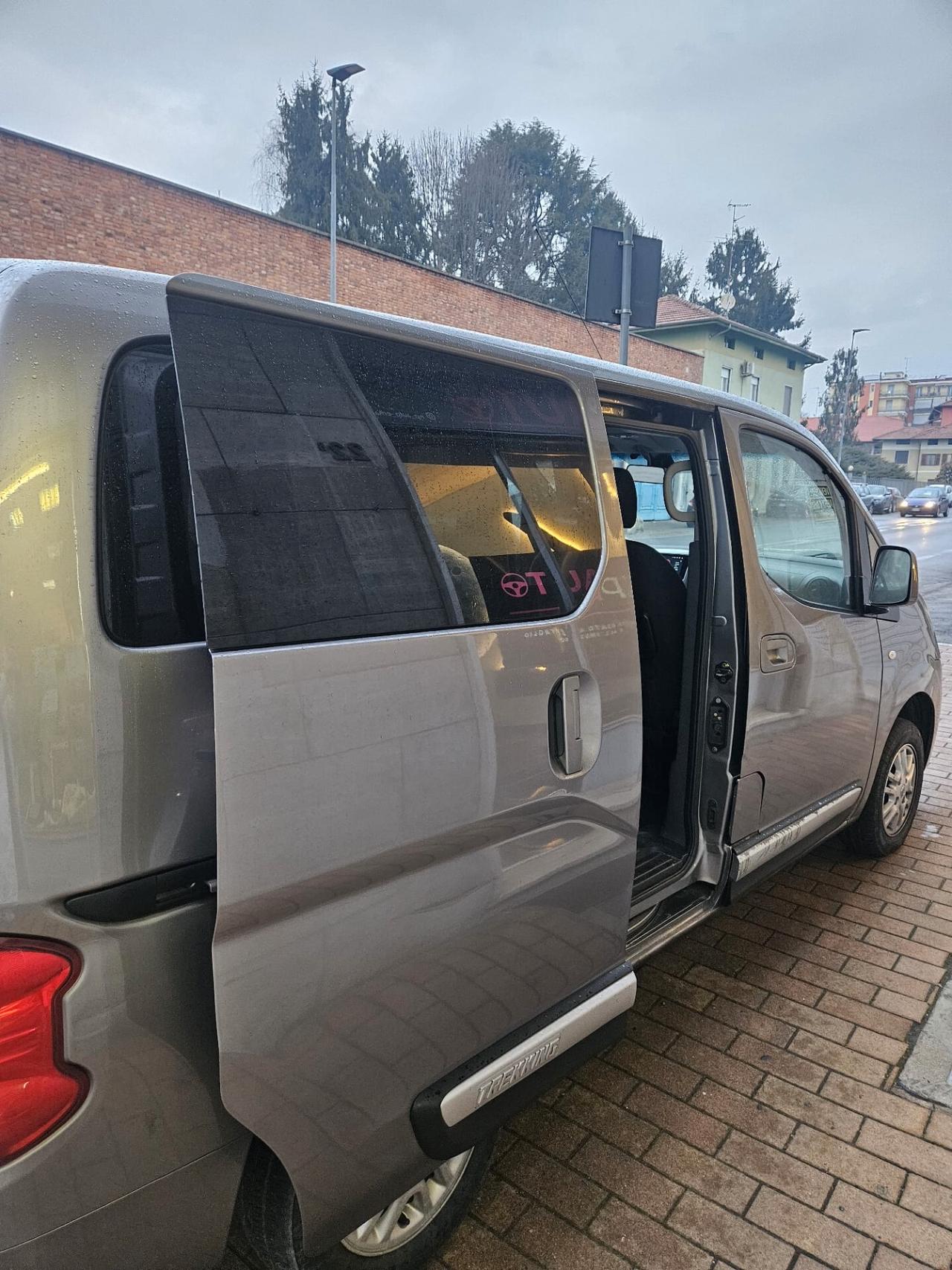 Nissan Evalia 1.5 dCi 7 POSTI