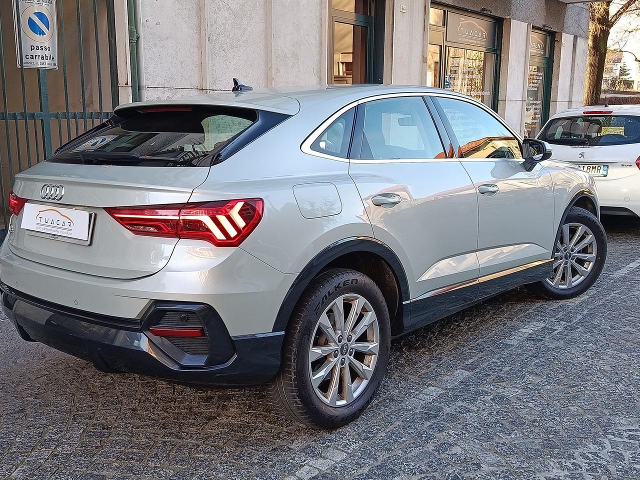 Audi Q3 Business Plus 2.0 35 TDI #8094