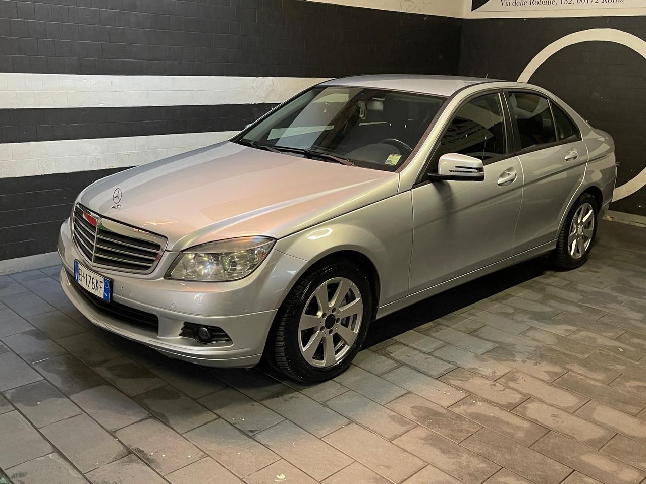 Mercedes-benz C 200 180 BlueEFFICIENCY Avantgarde
