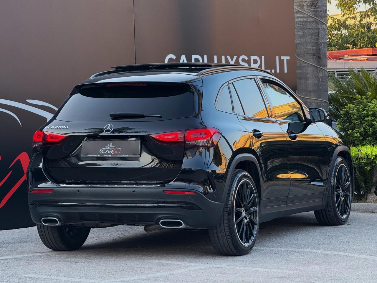Mercedes-Benz GLA 200 d Premium AMG TETTO