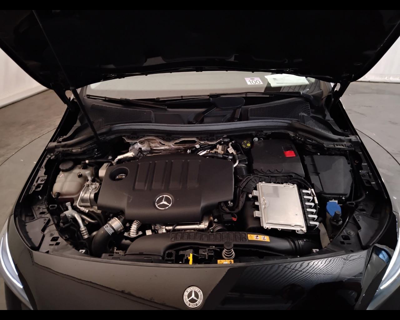 Mercedes-Benz Classe B - W247 2018 - B 180 d Sport auto