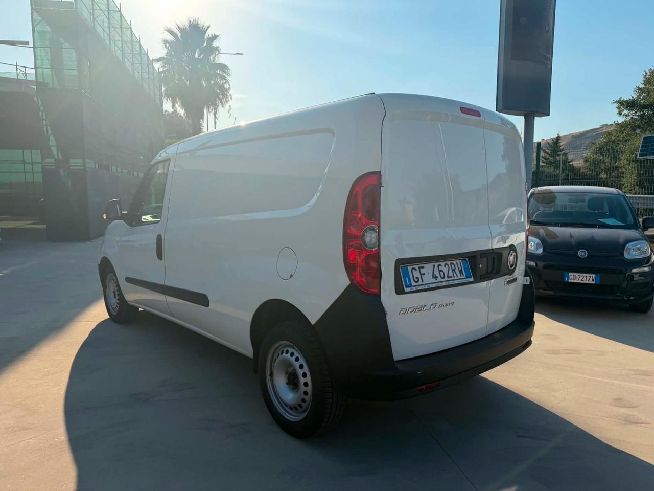 Fiat Doblo Doblò 1.6 MJT 105CV S&S PL-TN Cargo Maxi Business