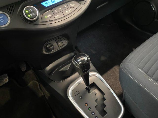 TOYOTA Yaris 1.5 HYBRID 5 porte Active NEOPATENTATI