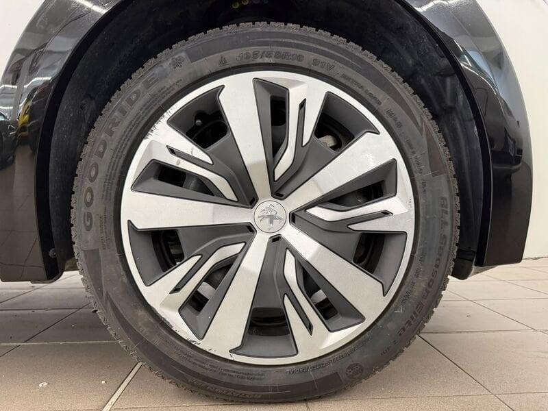 Peugeot e-208 Active e 156cv
