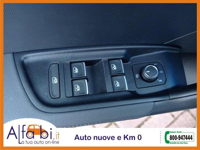 AUDI A1 Sportback 1.0 TFSI 116CV S Tronic 30 S line edit.