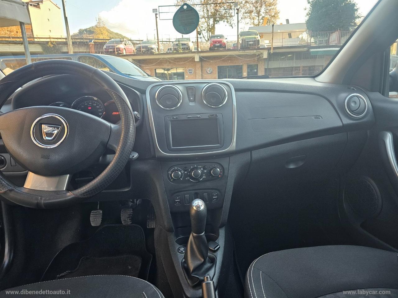 DACIA Sandero 1.2 GPL 75 CV Lauréate