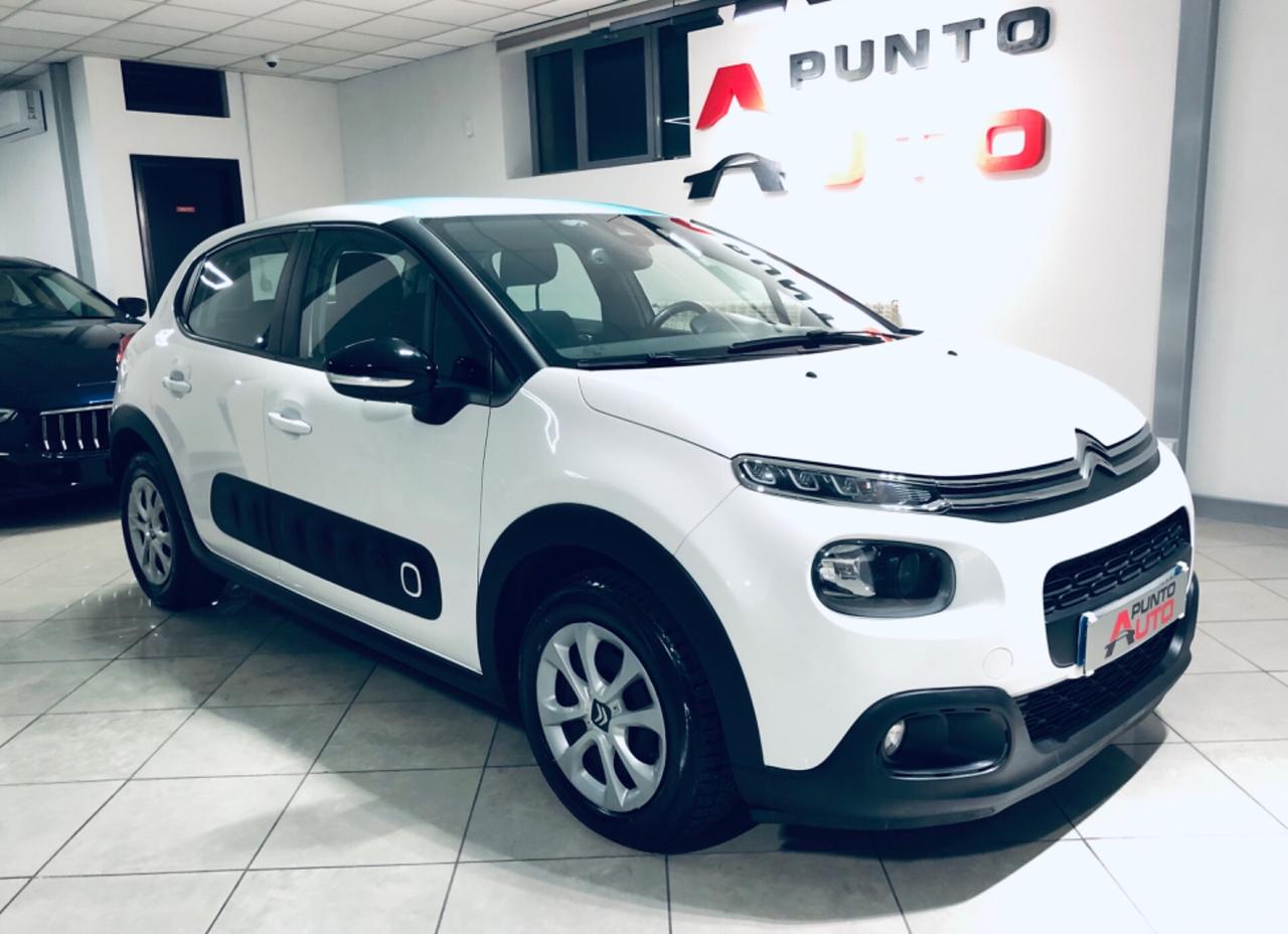 Citroen C3 PureTech 82 bianca tetto a contrasto