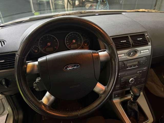 Ford Mondeo 1.8 duratec 125CV METANO --SOLO 89.300KM--