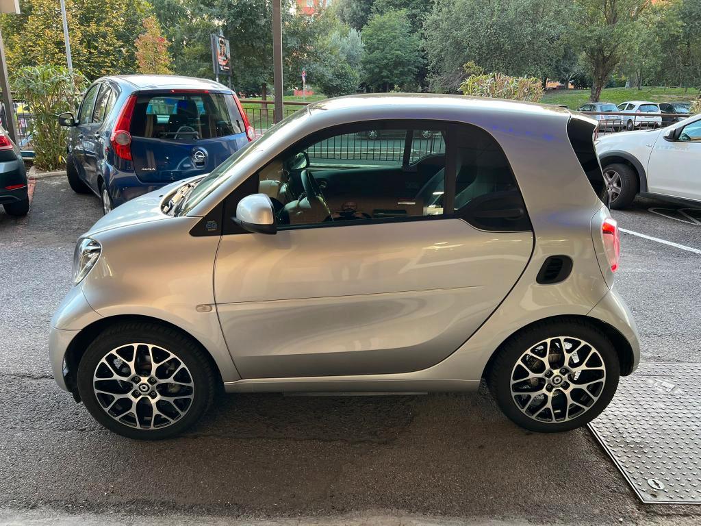 Smart fortwo Fortwo eq Passion 4,6kW