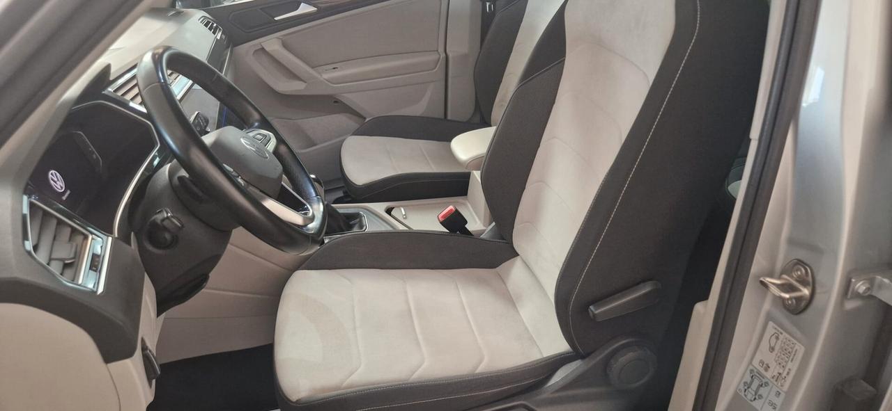 Volkswagen Tiguan 2.0 TDI 150 CV SCR DSG Elegance