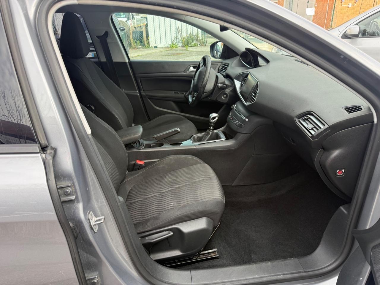 Peugeot 308 BlueHDi 120 S&S SW Business