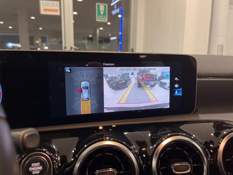 Mercedes-Benz Classe A A180d Sport Extra Automatic *Rcamera*Full Led*