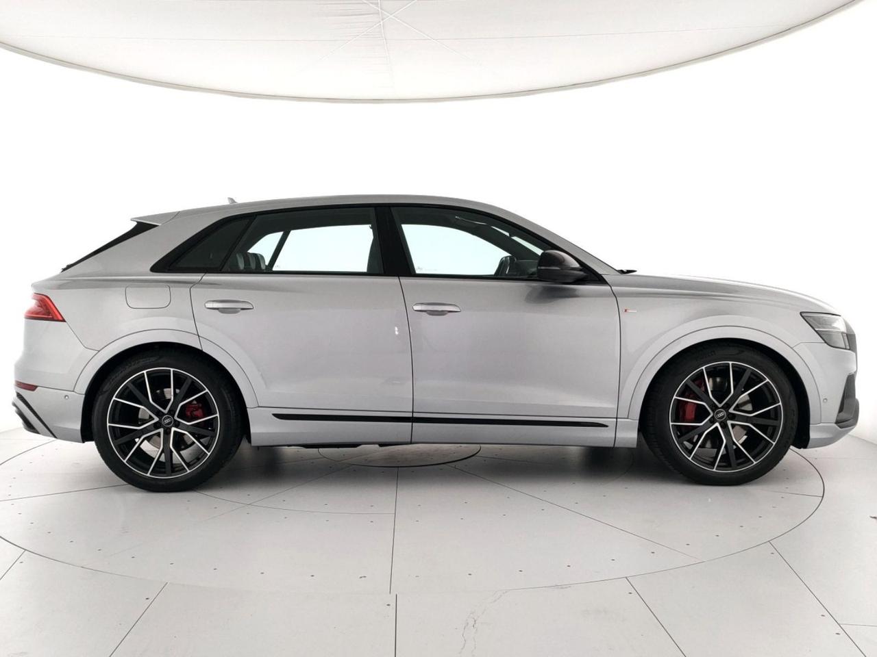 Audi Q8 60 3.0 tfsi e s line plus quattro tiptronic
