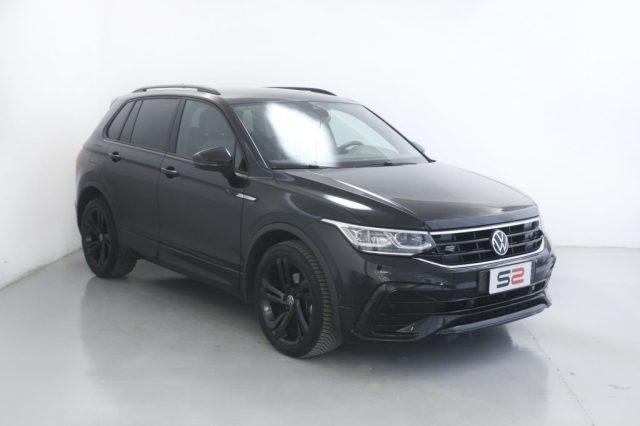 VOLKSWAGEN Tiguan 2.0 TDI 150 CV SCR DSG R-Line Fari Matrix/Black P.