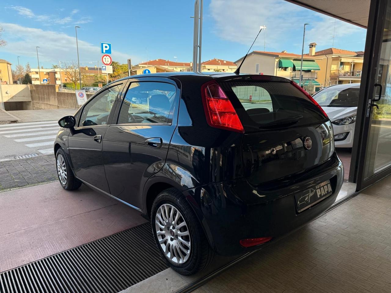 Fiat Punto 1.3 MJT II S&S 95 CV 5 porte Street