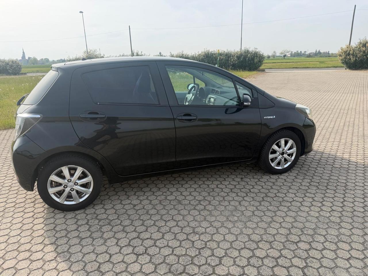 Toyota Yaris 1.5 Hybrid 5 porte Lounge