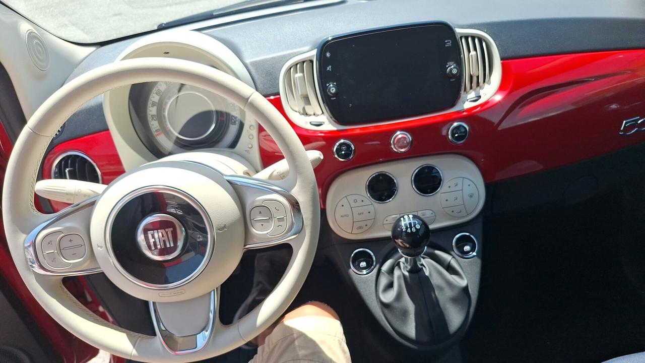 Fiat 500 C 1.0 Hybrid Red SOLI 32.000 KM!!!