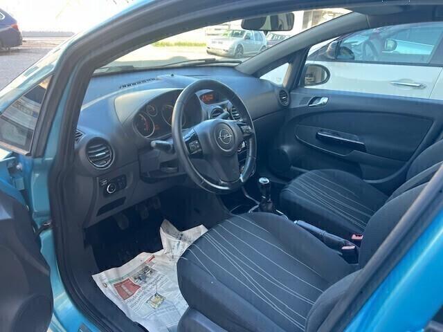 Opel Corsa 1.2 85CV 5 porte GPL-TECH Club